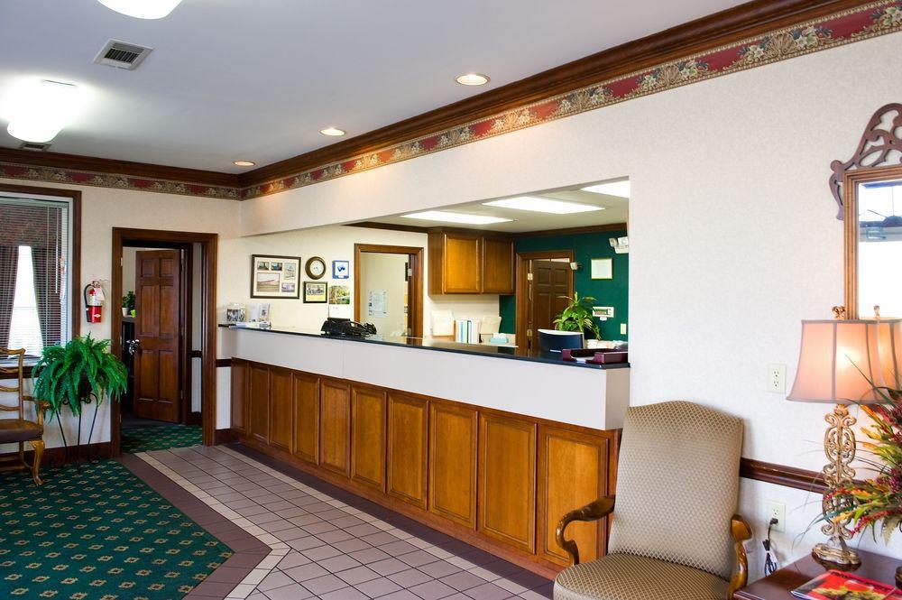Hotel Plantation Oaks Millington Exterior foto