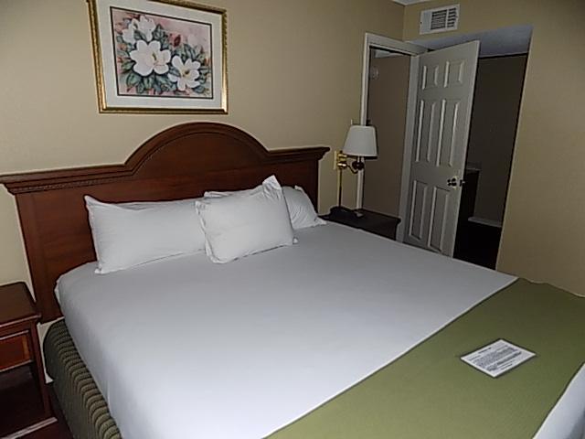 Hotel Plantation Oaks Millington Exterior foto