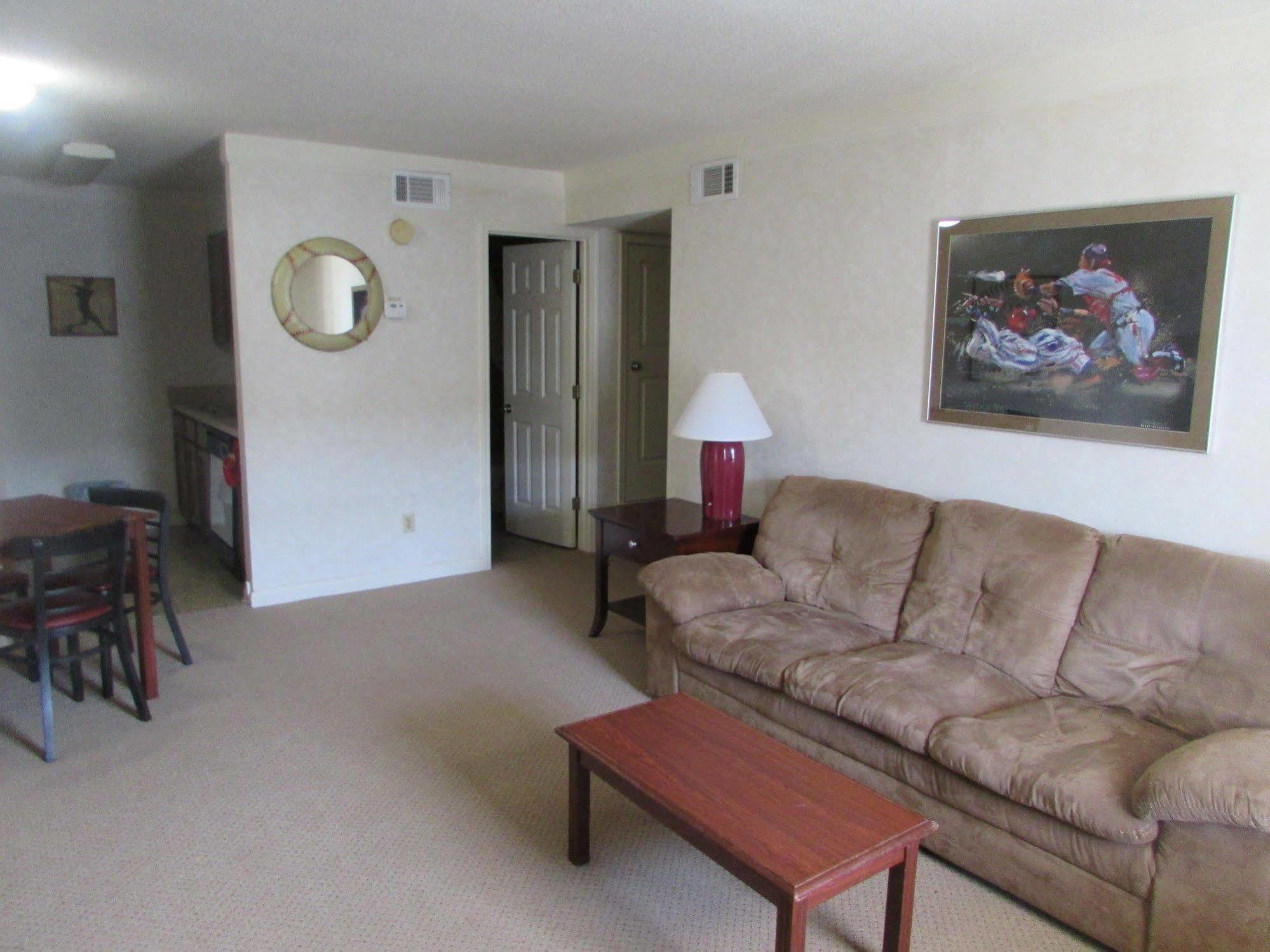 Hotel Plantation Oaks Millington Exterior foto